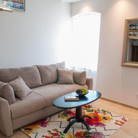 Bazzar Apartments Trogir Bagian luar foto
