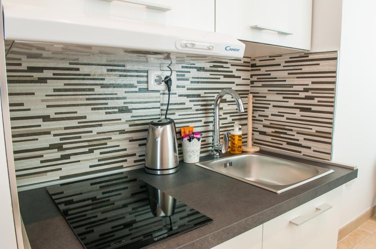 Bazzar Apartments Trogir Bagian luar foto